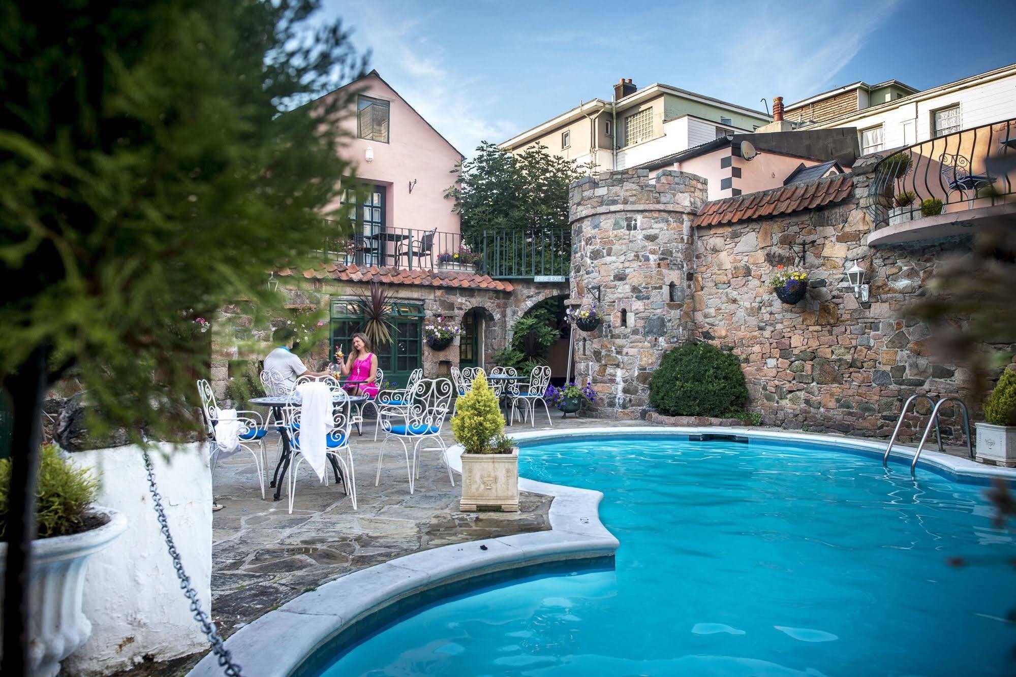 The Revere Hotel Saint Helier Jersey Екстериор снимка